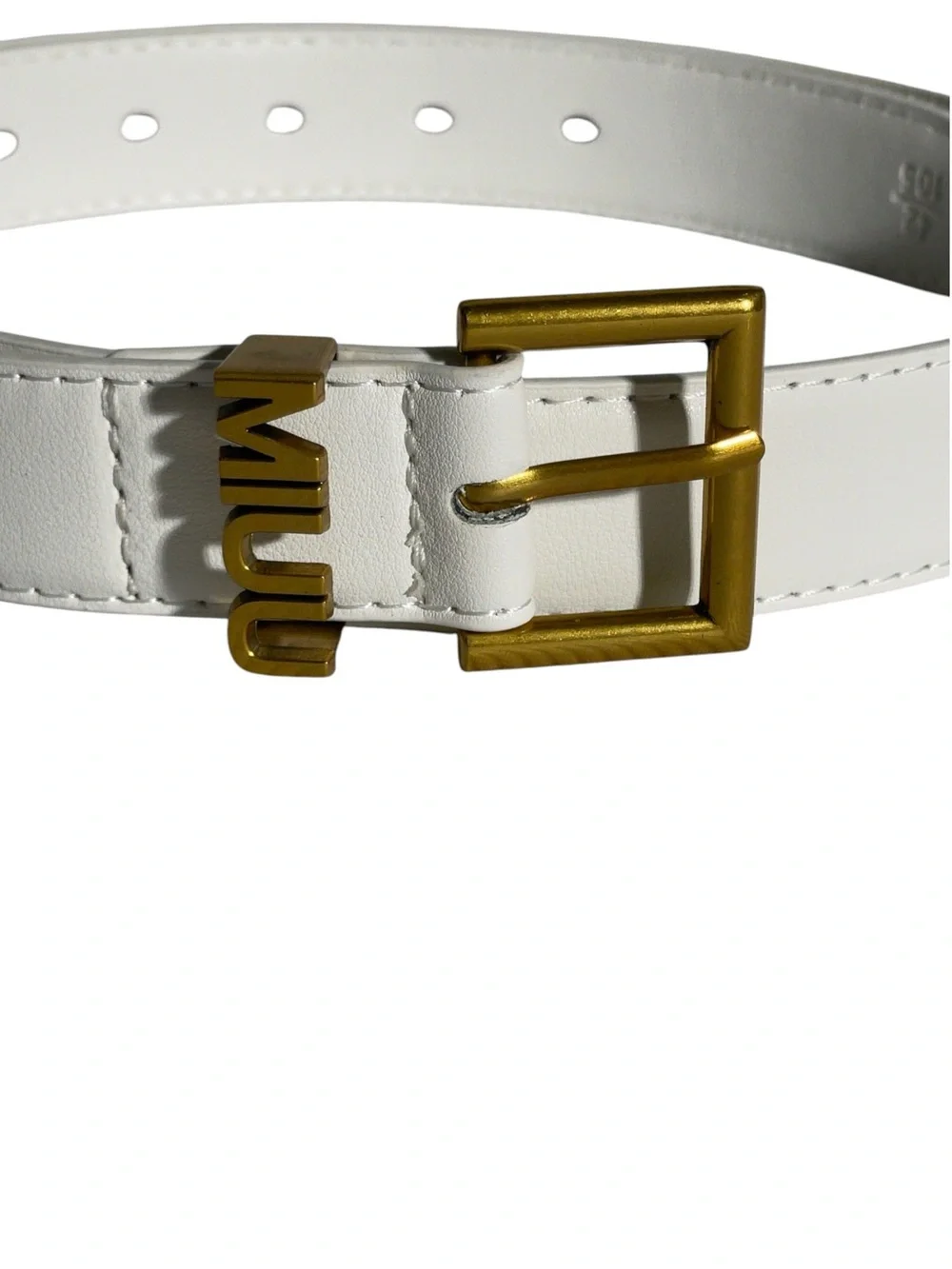 💁🏻‍♀️ White Leather Belt with Gold-Tone Logo Buckle 💁🏻‍♀️